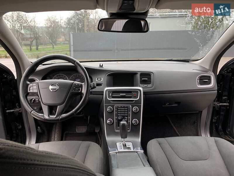 Универсал Volvo V60 2011 в Шполе