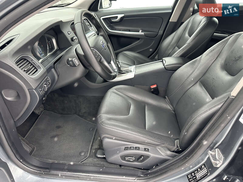 Универсал Volvo V60 2016 в Стрые