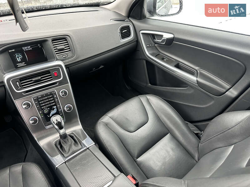 Универсал Volvo V60 2016 в Стрые