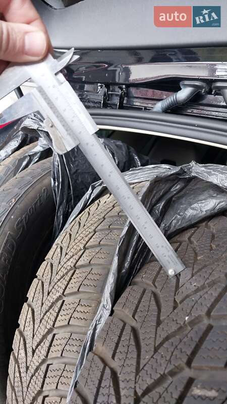 Универсал Volvo V60 2011 в Дрогобыче