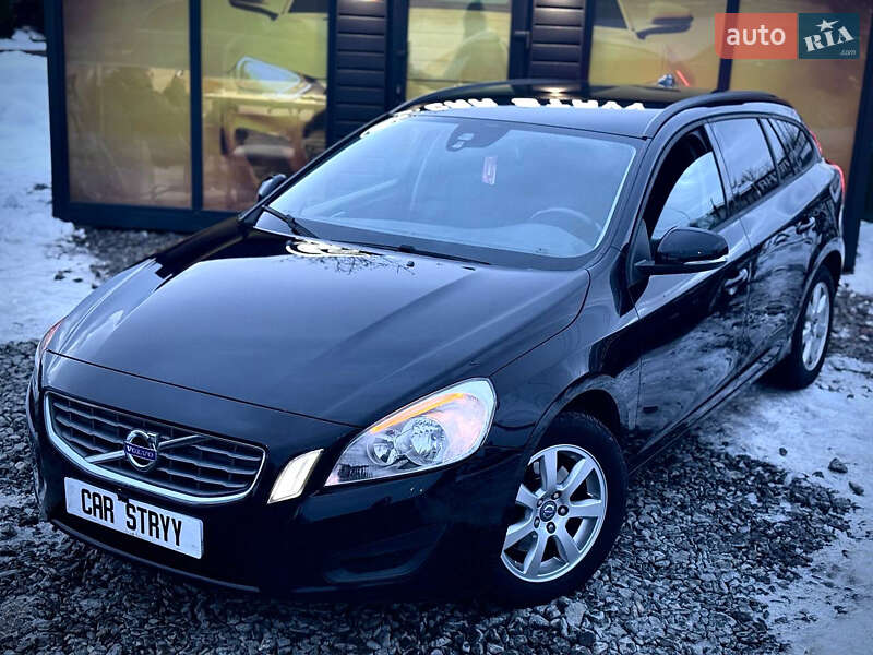 Універсал Volvo V60 2011 в Стрию