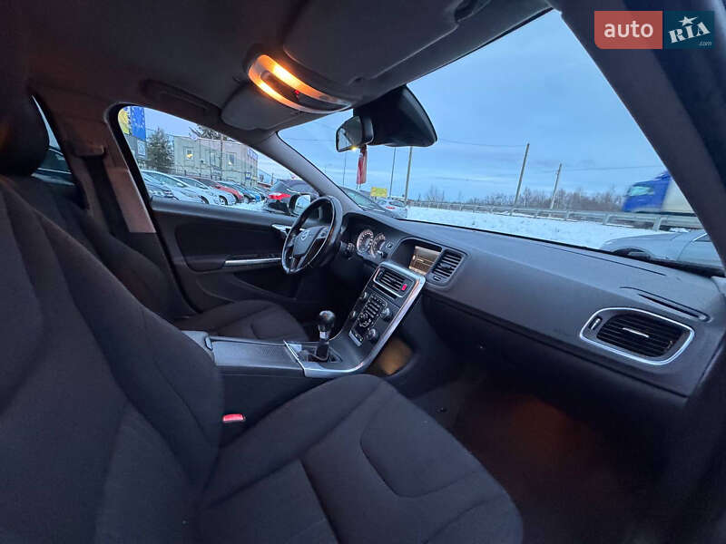 Універсал Volvo V60 2011 в Стрию