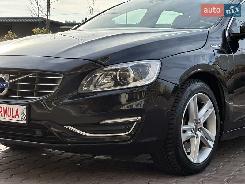 Универсал Volvo V60 2014 в Киеве
