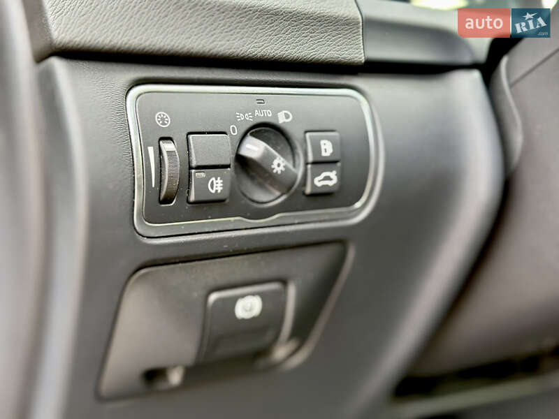 Универсал Volvo V60 2014 в Киеве