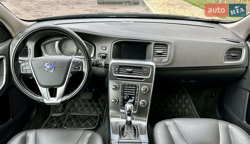Универсал Volvo V60 2014 в Киеве