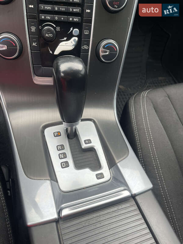 Універсал Volvo V60 2011 в Стрию