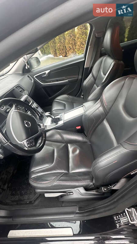 Універсал Volvo V60 2015 в Львові