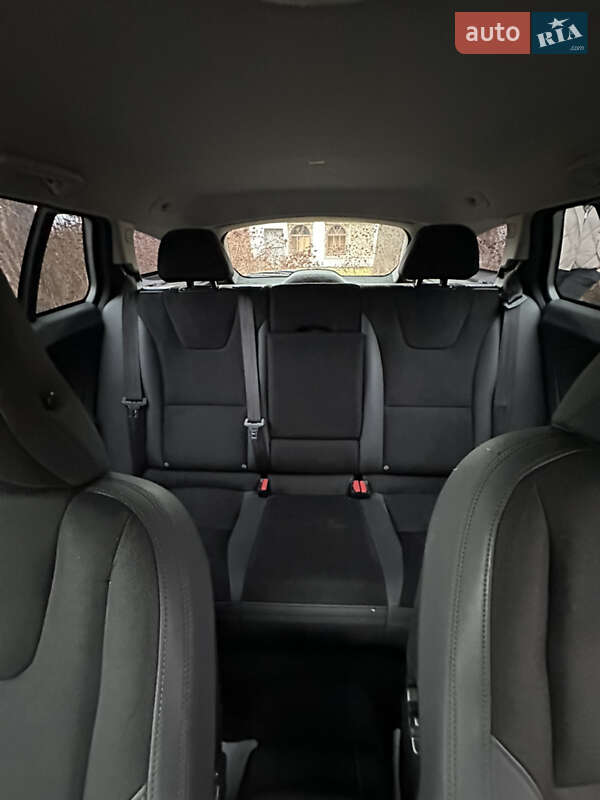 Універсал Volvo V60 2012 в Дубні фото 28 Універсал Volvo V60 2012 в Дубні