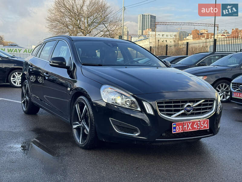 Універсал Volvo V60 2011 в Києві фото 3 Універсал Volvo V60 2011 в Києві