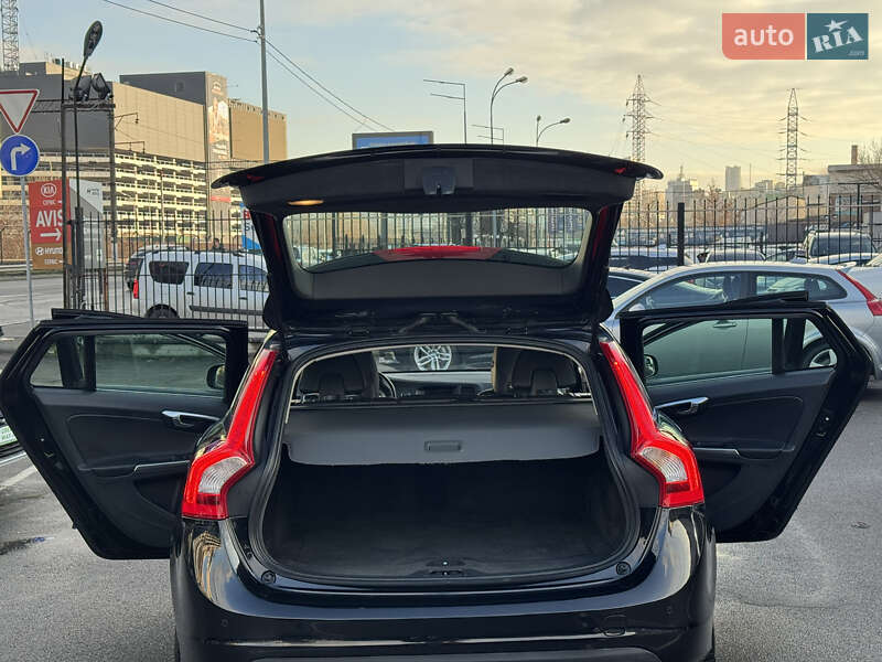 Універсал Volvo V60 2011 в Києві фото 18 Універсал Volvo V60 2011 в Києві