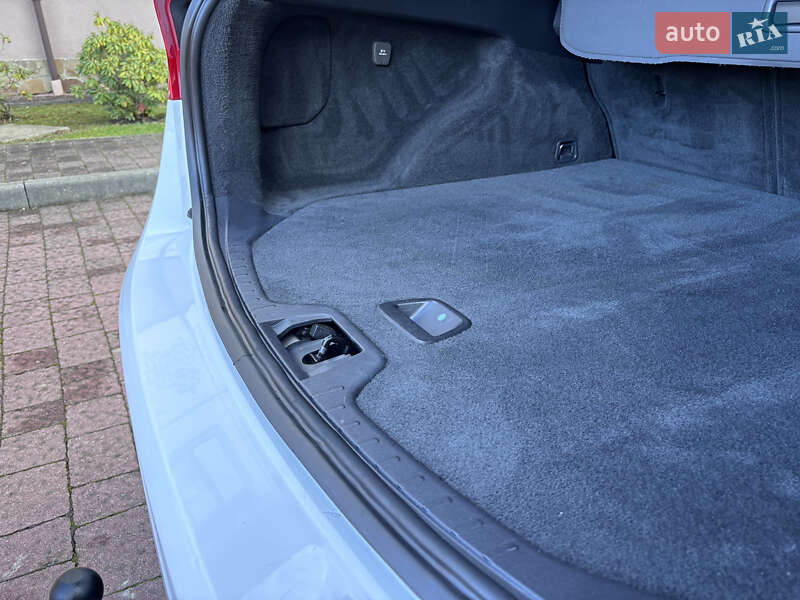 Универсал Volvo V60 2013 в Стрые