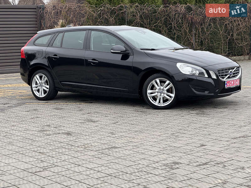 Универсал Volvo V60 2012 в Стрые фото 41 Универсал Volvo V60 2012 в Стрые