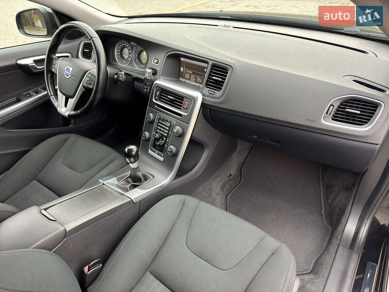 Универсал Volvo V60 2012 в Стрые фото 119 Универсал Volvo V60 2012 в Стрые