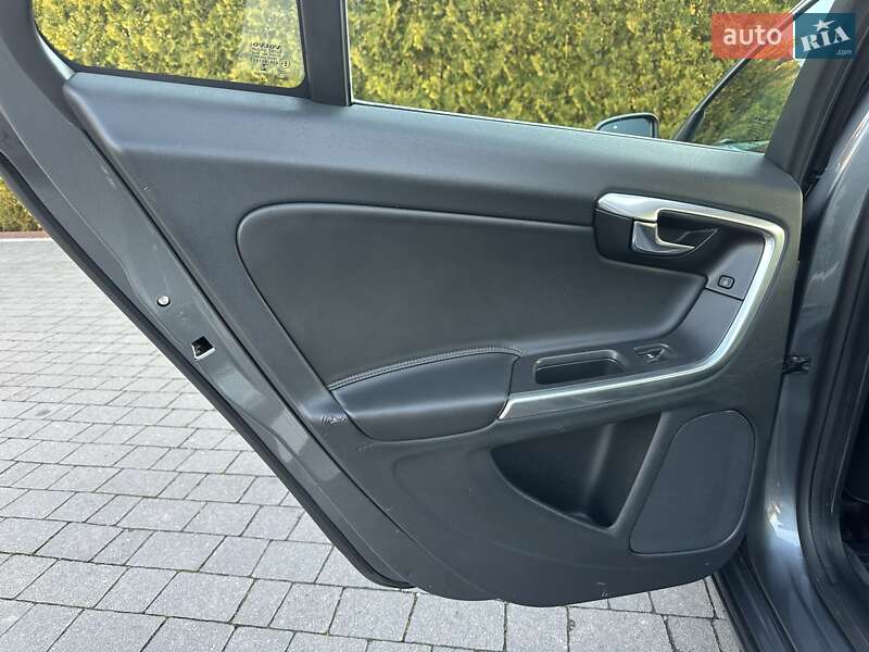 Універсал Volvo V60 2016 в Стрию