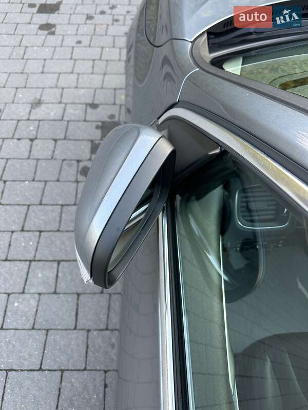 Універсал Volvo V60 2016 в Стрию