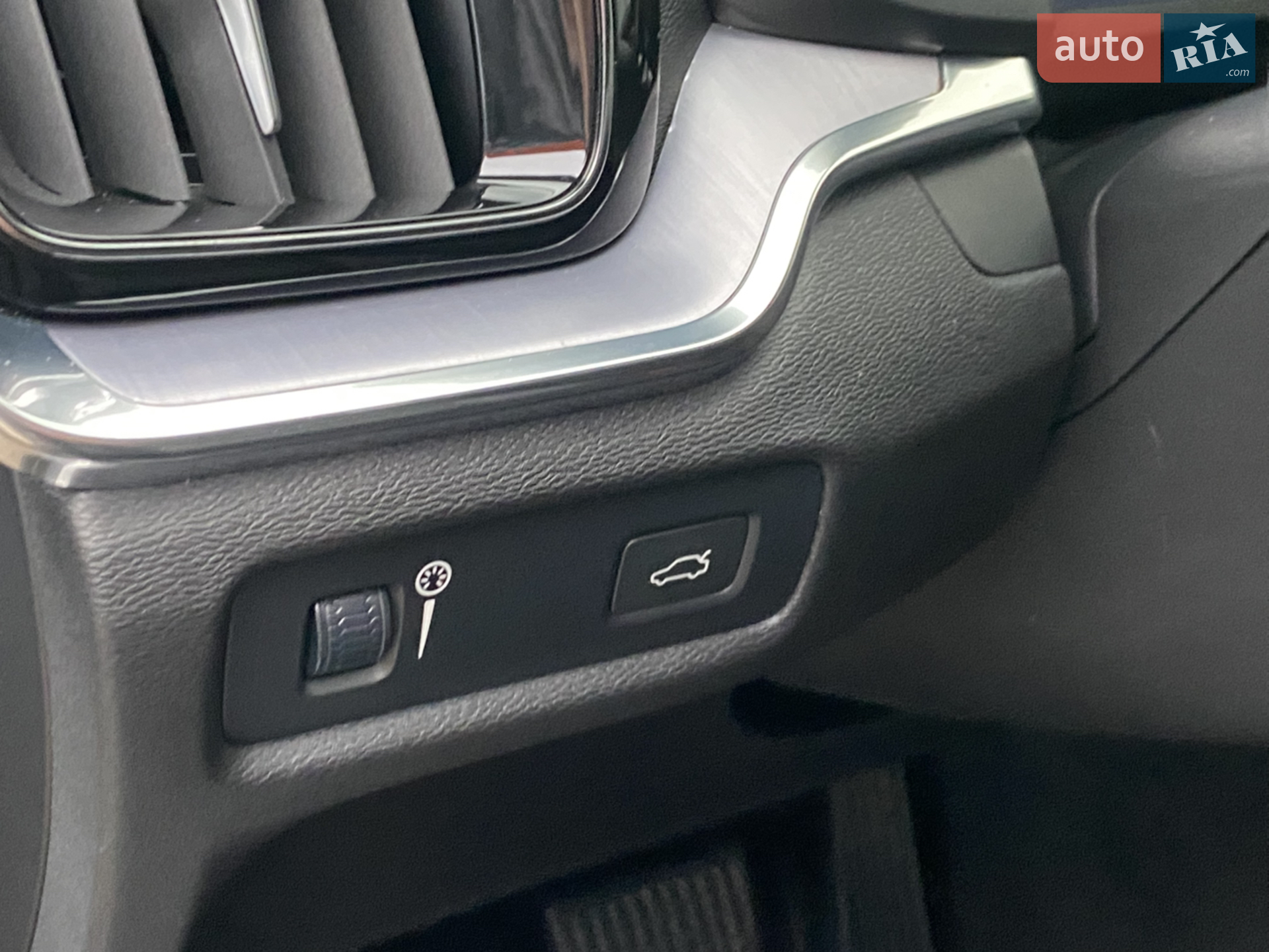 2020 Volvo V60 - мініатюра 18