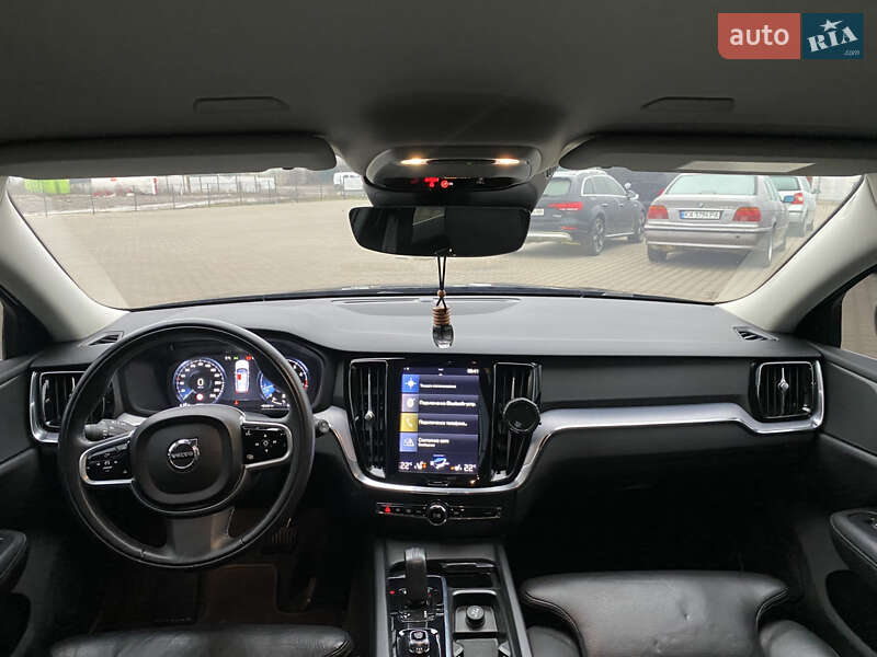 Універсал Volvo V60 2020 в Києві