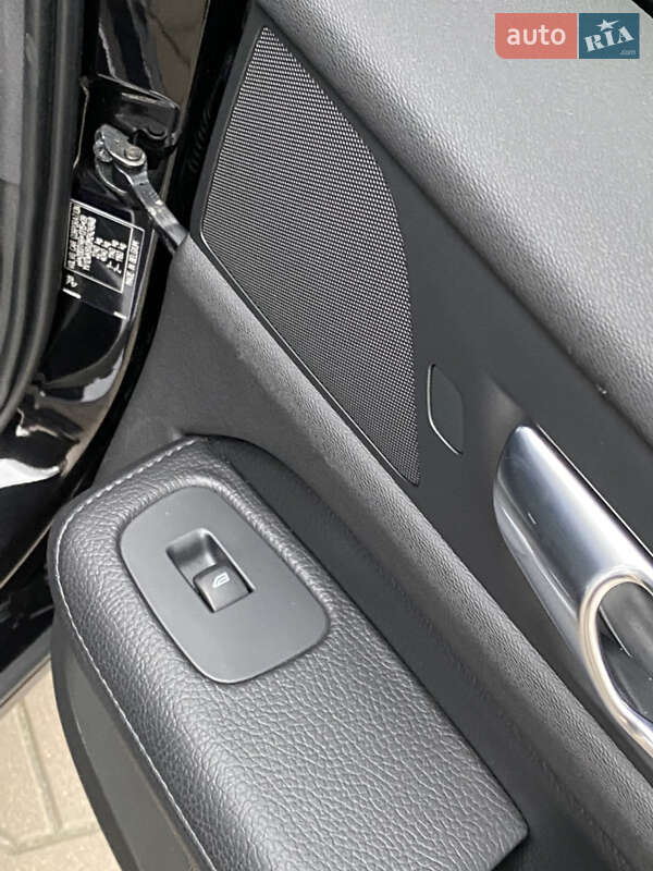 Універсал Volvo V60 2020 в Києві