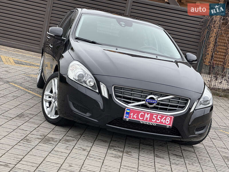 Универсал Volvo V60 2012 в Стрые