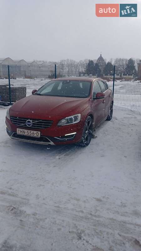 Volvo V60 2015
