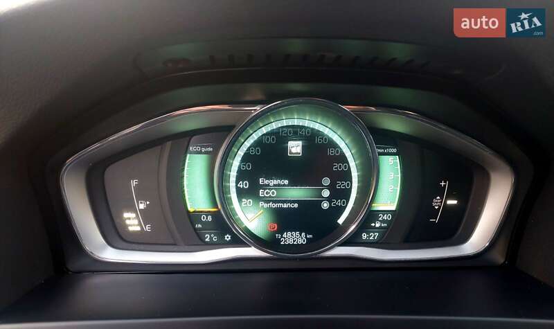 Універсал Volvo V60 2014 в Бродах