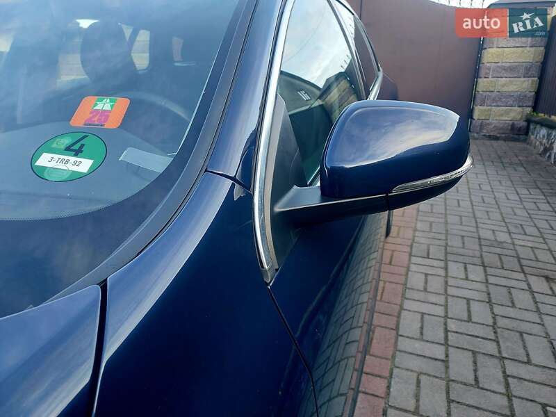 Універсал Volvo V60 2014 в Бродах