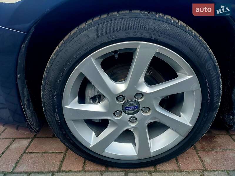 Універсал Volvo V60 2014 в Бродах