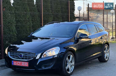 Универсал Volvo V60 2011 в Староконстантинове