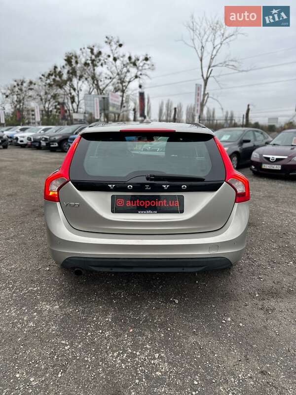 Универсал Volvo V60 2011 в Белогородке