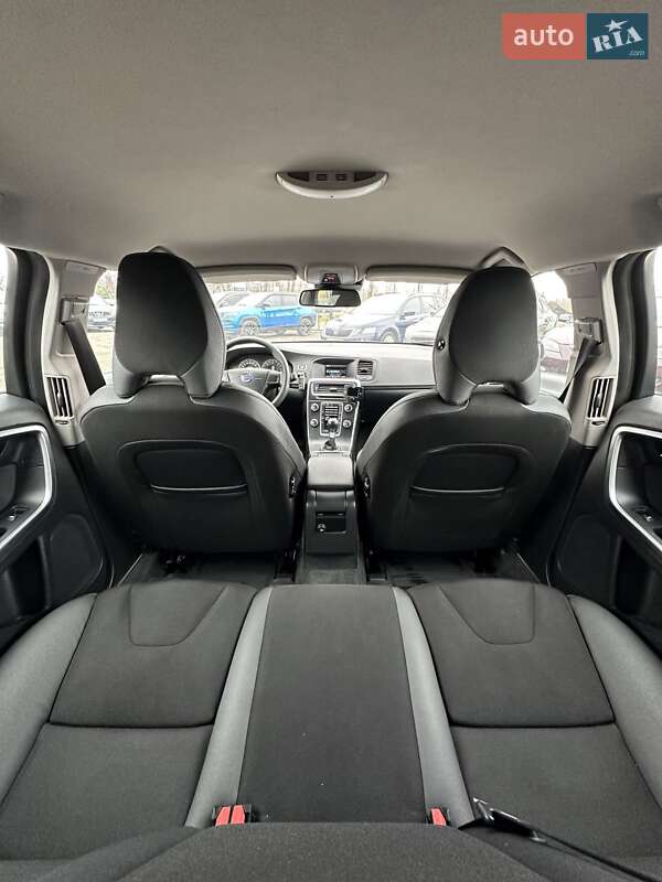 Универсал Volvo V60 2011 в Белогородке