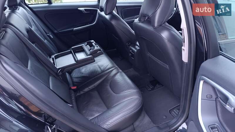 Универсал Volvo V60 2011 в Стрые