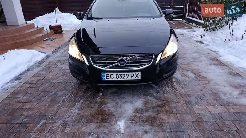 Универсал Volvo V60 2011 в Стрые