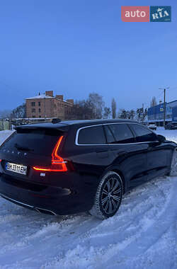 Универсал Volvo V60 2020 в Ромнах