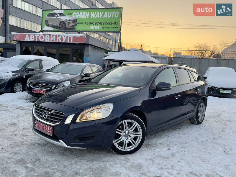 Универсал Volvo V60 2012 в Киеве