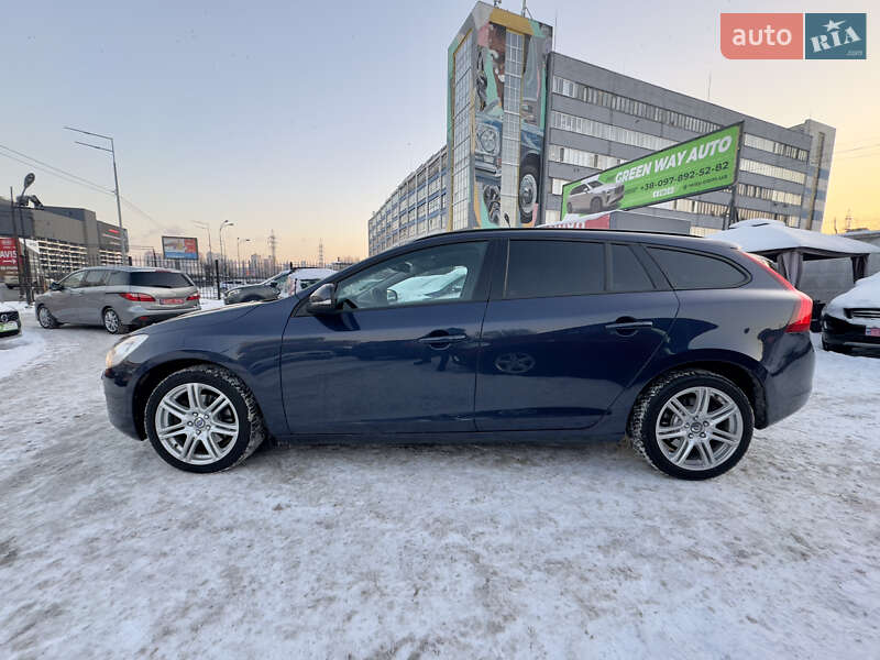 Универсал Volvo V60 2012 в Киеве