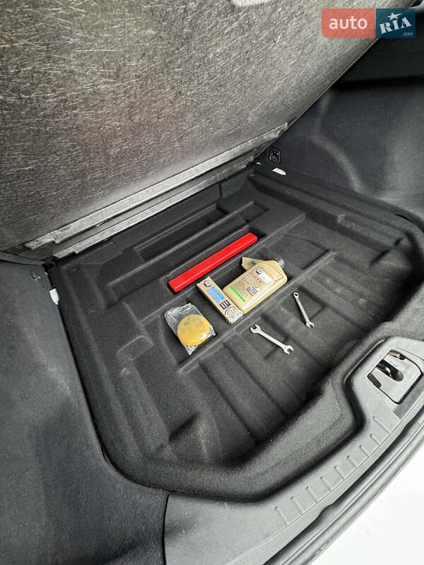 Универсал Volvo V60 2016 в Сумах фото 19 Универсал Volvo V60 2016 в Сумах