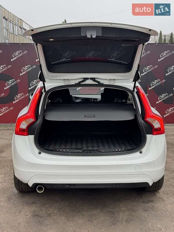 Универсал Volvo V60 2016 в Сумах фото 12 Универсал Volvo V60 2016 в Сумах