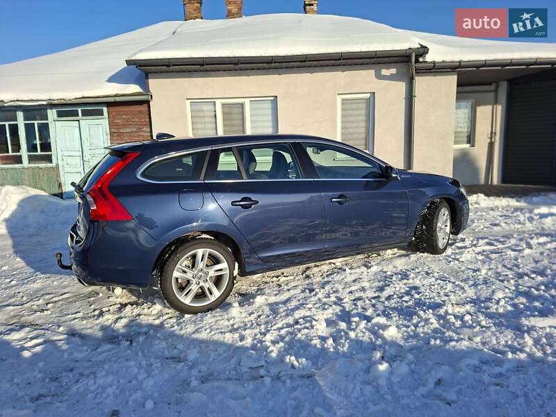Универсал Volvo V60 2014 в Ровно фото 8 Универсал Volvo V60 2014 в Ровно