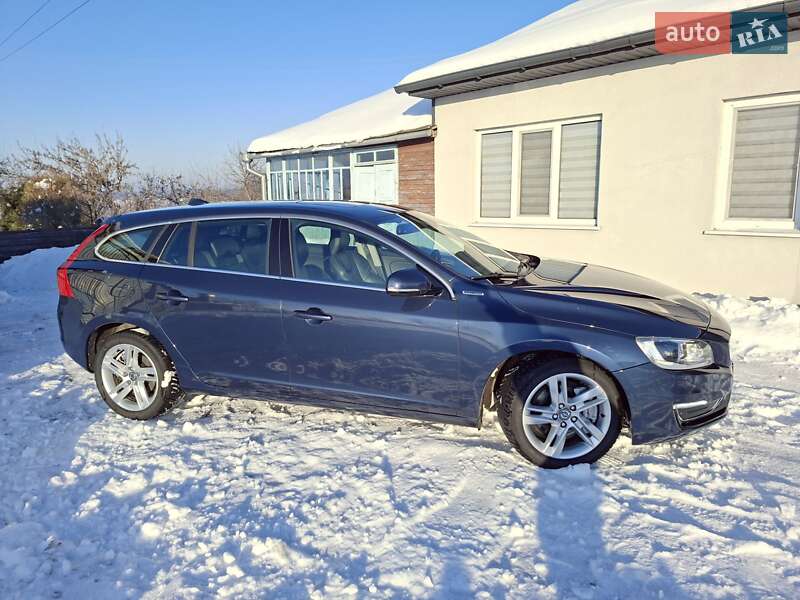 Универсал Volvo V60 2014 в Ровно фото 12 Универсал Volvo V60 2014 в Ровно