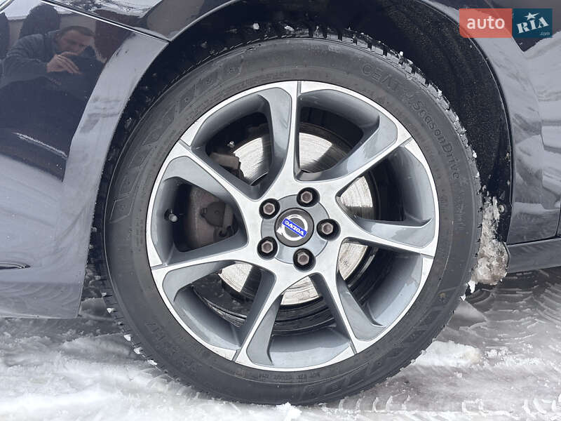 Универсал Volvo V60 2015 в Стрые