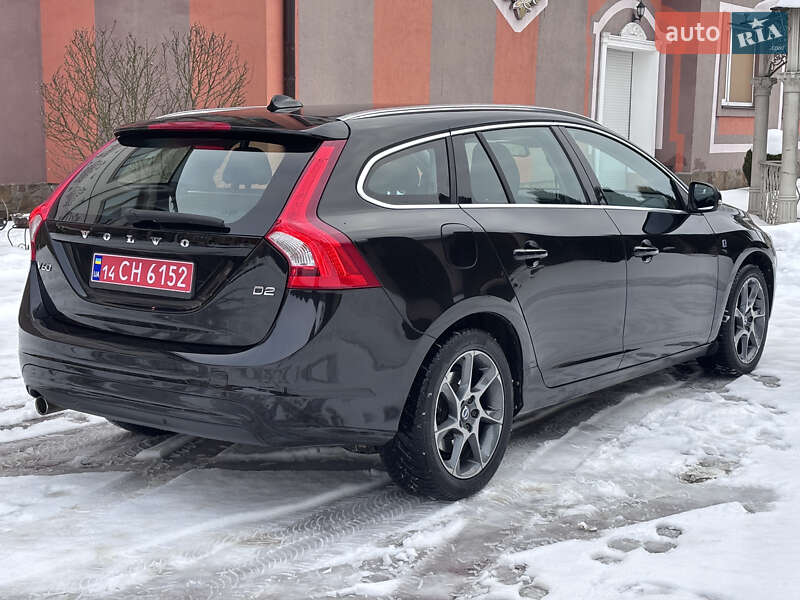Универсал Volvo V60 2015 в Стрые