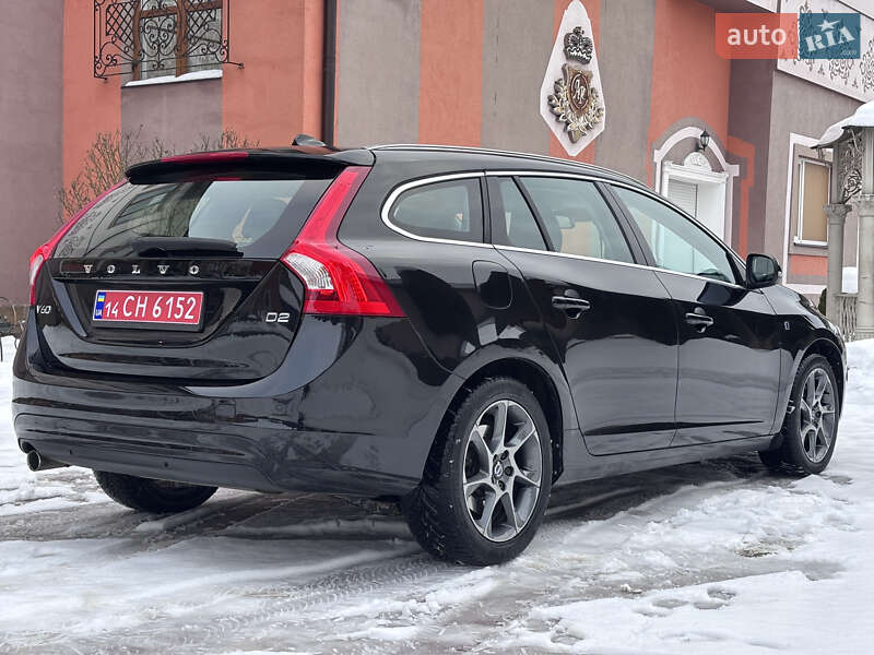 Универсал Volvo V60 2015 в Стрые