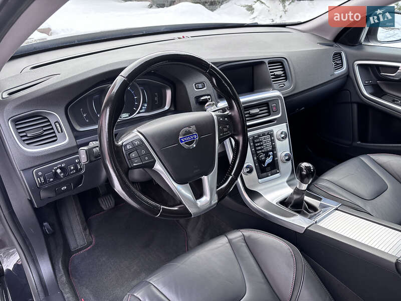 Универсал Volvo V60 2015 в Стрые
