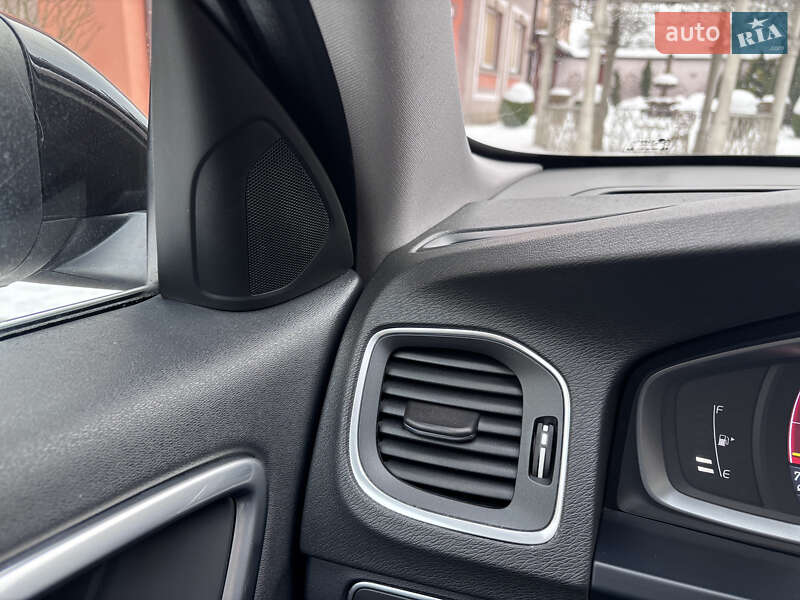 Универсал Volvo V60 2015 в Стрые