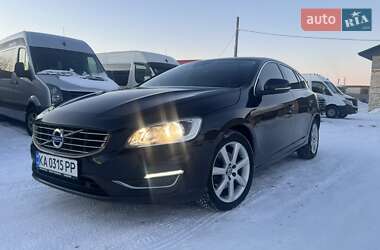 Универсал Volvo V60 2017 в Ровно