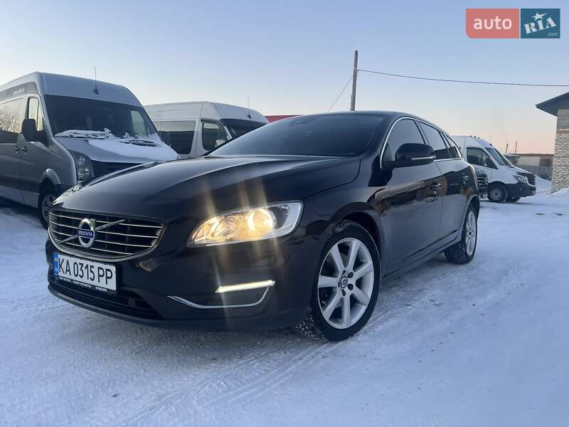 Volvo V60 2017