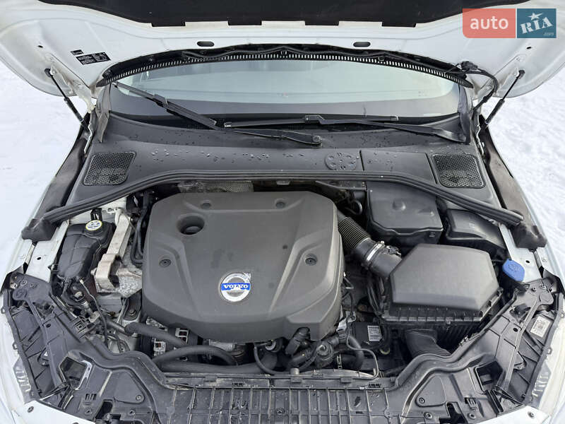 Универсал Volvo V60 2015 в Бродах фото 65 Универсал Volvo V60 2015 в Бродах