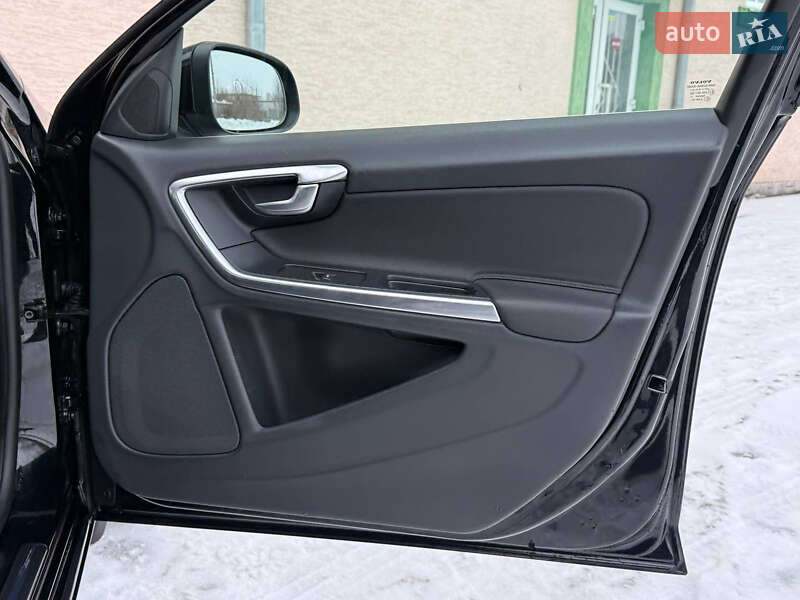 Універсал Volvo V60 2011 в Стрию