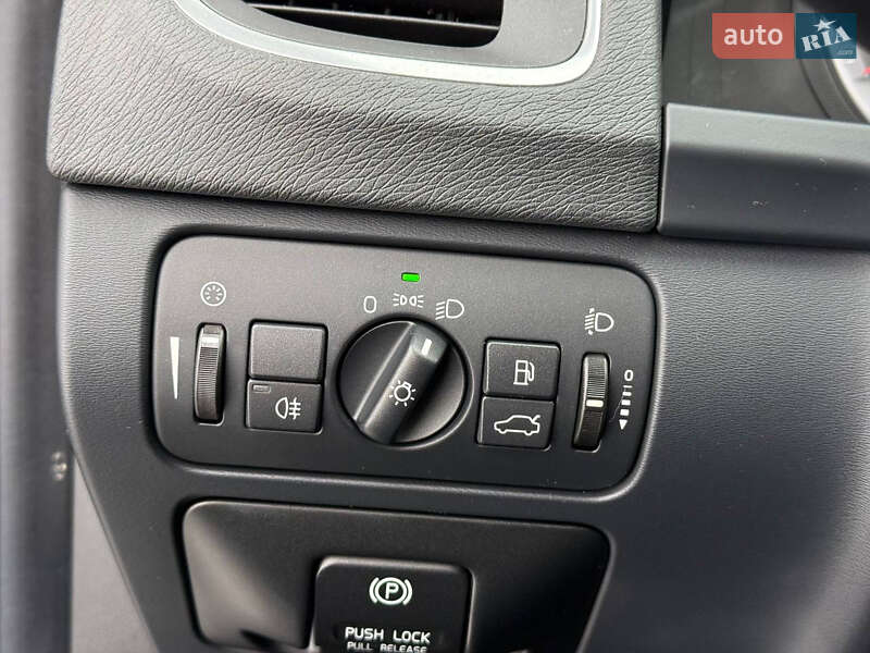 Універсал Volvo V60 2011 в Стрию