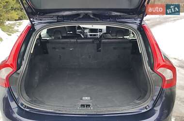 Универсал Volvo V60 2015 в Заречном фото 5 Универсал Volvo V60 2015 в Заречном